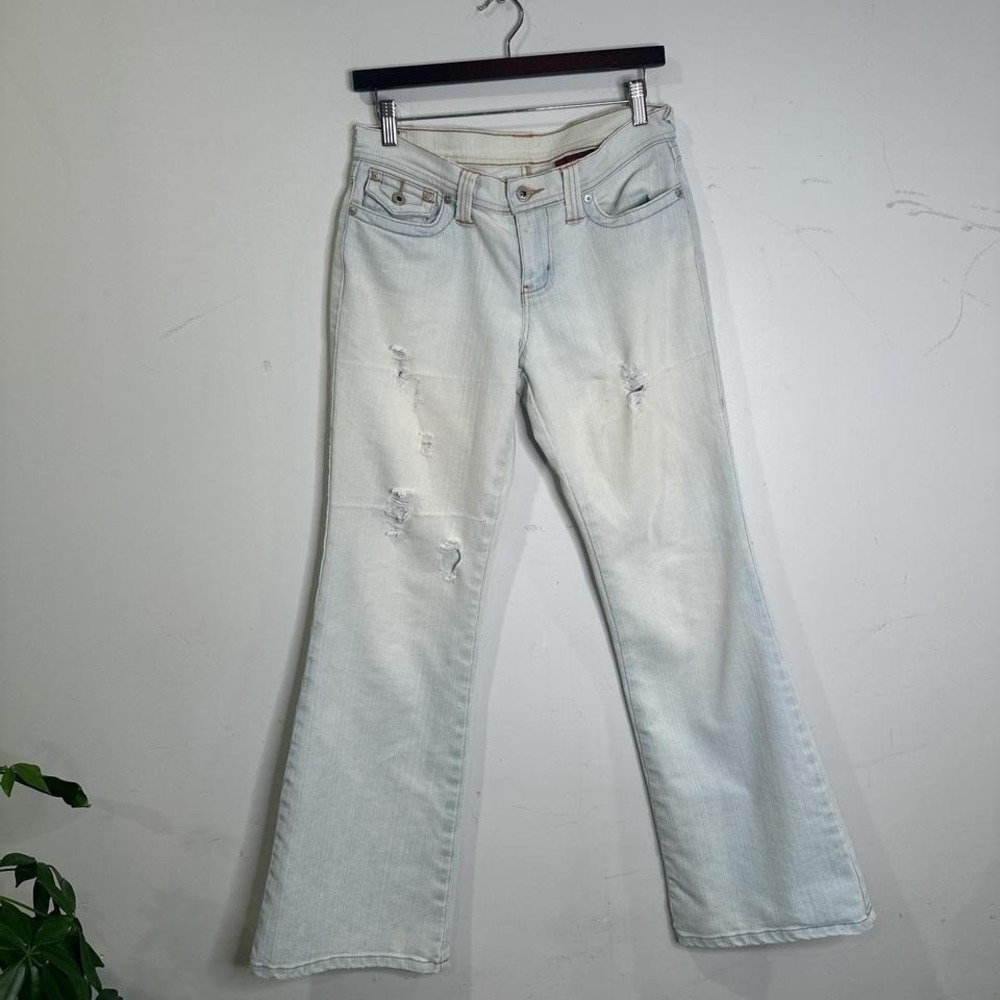 BONGO‎ Y2K Vintage Light wash high-waisted flare jeans with distressing 9